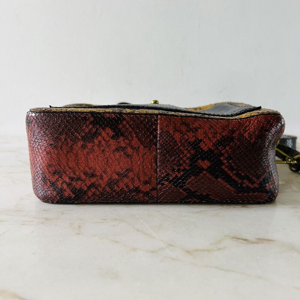 MADEWELL Transport Camera Bag Coloblock Snake: Rusted Tin Multi - Picture 4 of 10